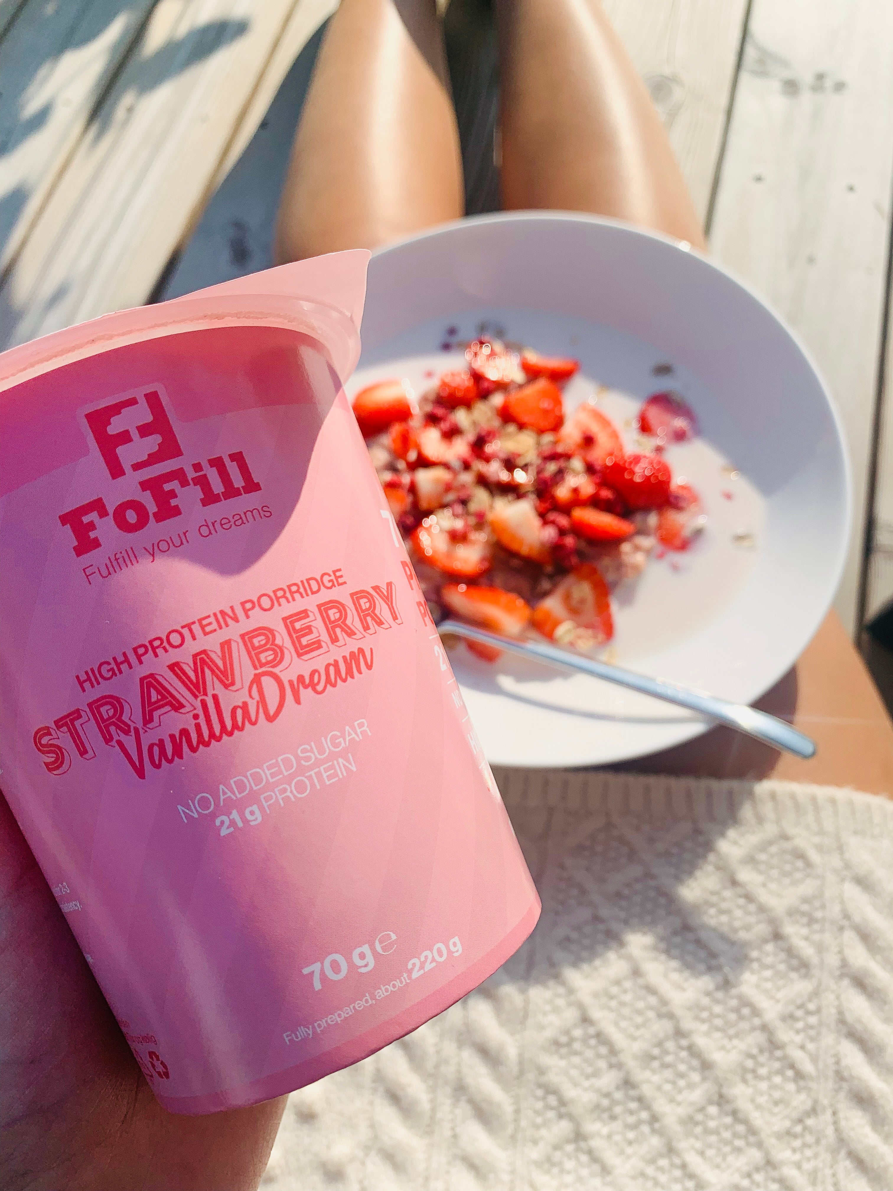 FoFill proteingröt med mjölk en varm sommar-dag.